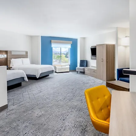 Holiday Inn Express & Suites Denver North - Thornton By Ihg Exterior photo