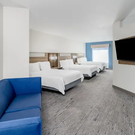 Holiday Inn Express & Suites Denver North - Thornton By Ihg Exterior photo