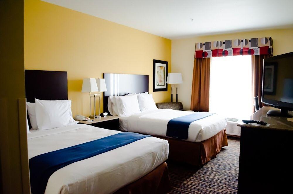 Express & Denver North - By Ihg Hotel Thornton