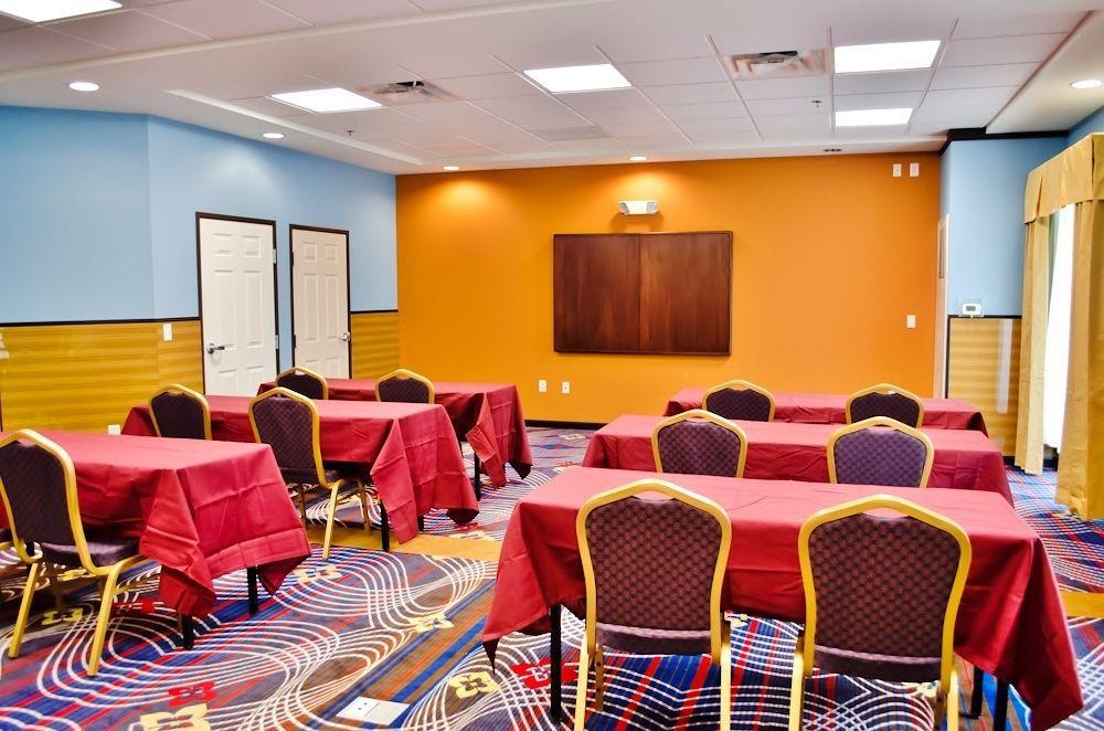 Hotel Express & Denver North - By Ihg Thornton
