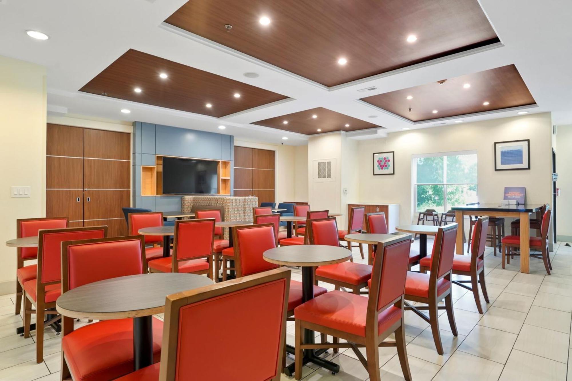 Hotel Express & Denver North - By Ihg