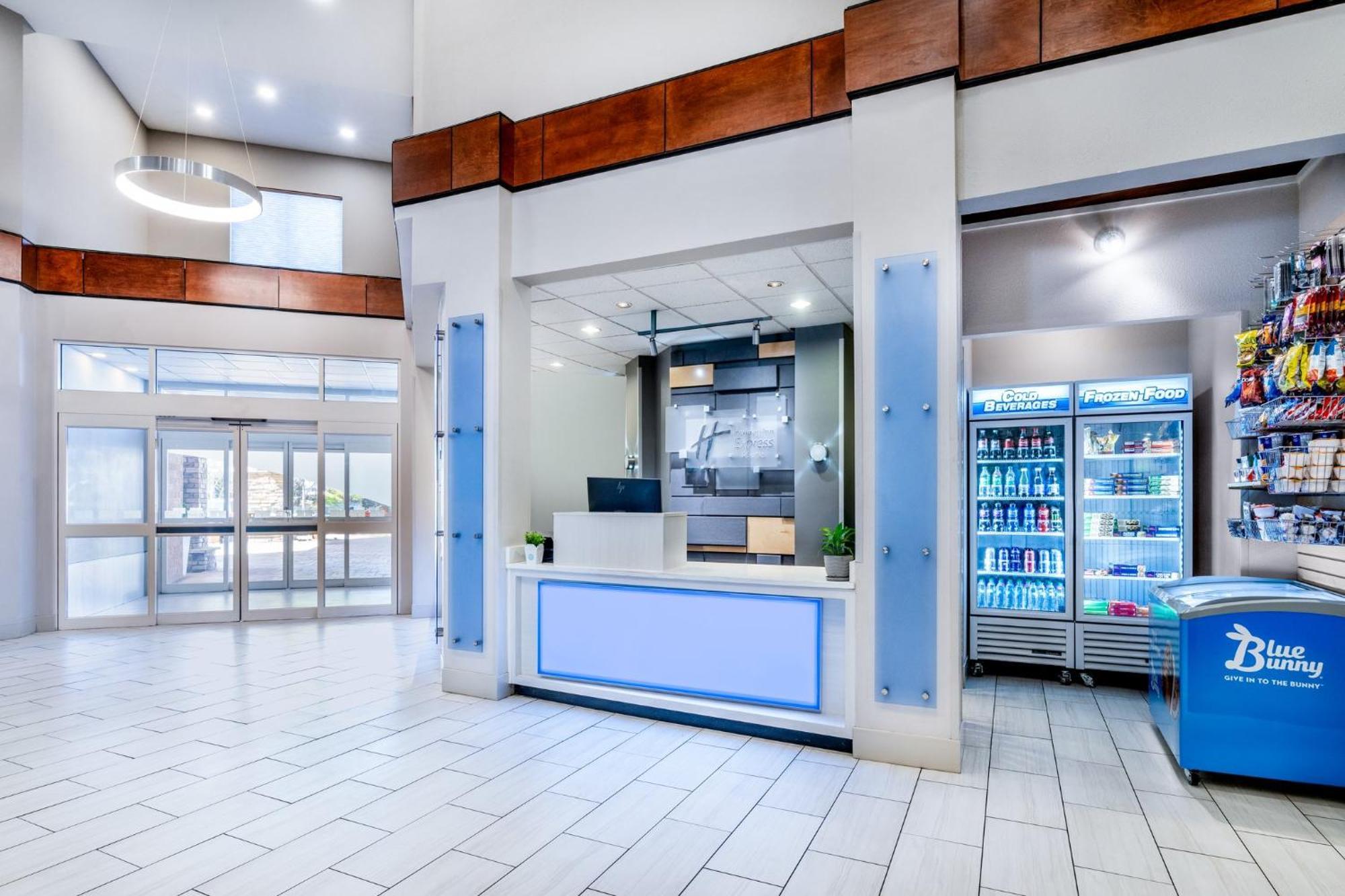 Hotel Express & Denver North - By Ihg