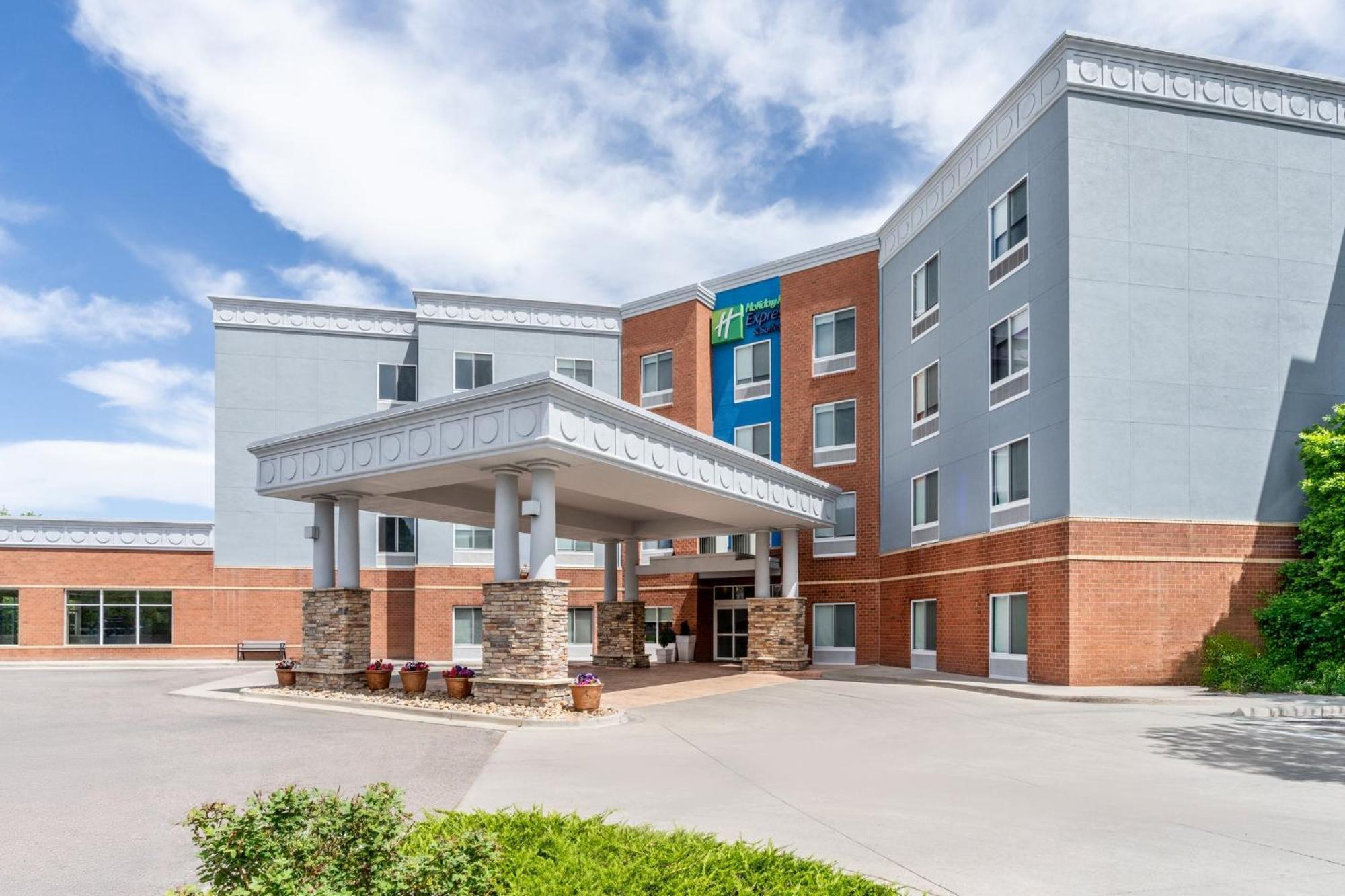 Express & Denver North - By Ihg Hotel